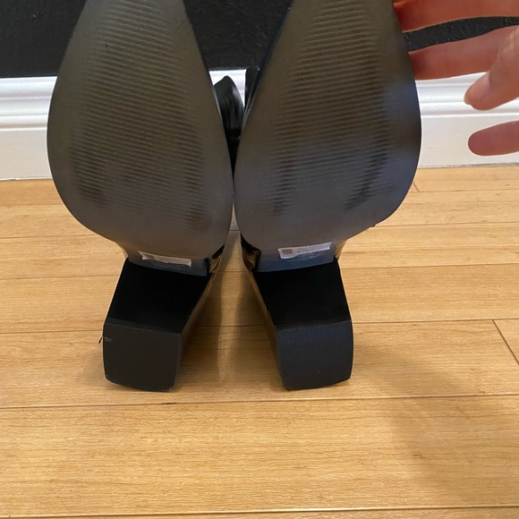 Black Steve Madden booties size 9 - Picture 5 of 8